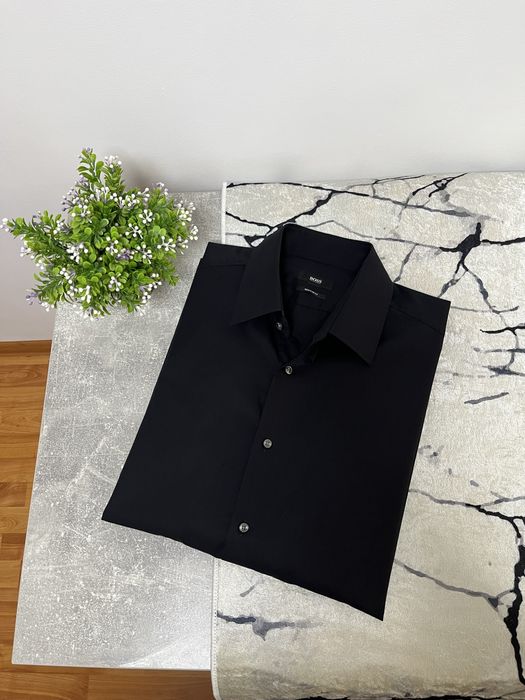 Hugo Boss regular fit рубашка черная мужская / Размер L-XL