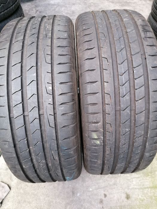 225/45/18 Continental