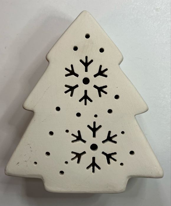 Choinka z dolomitu na tealight biała wzór śnieżynki