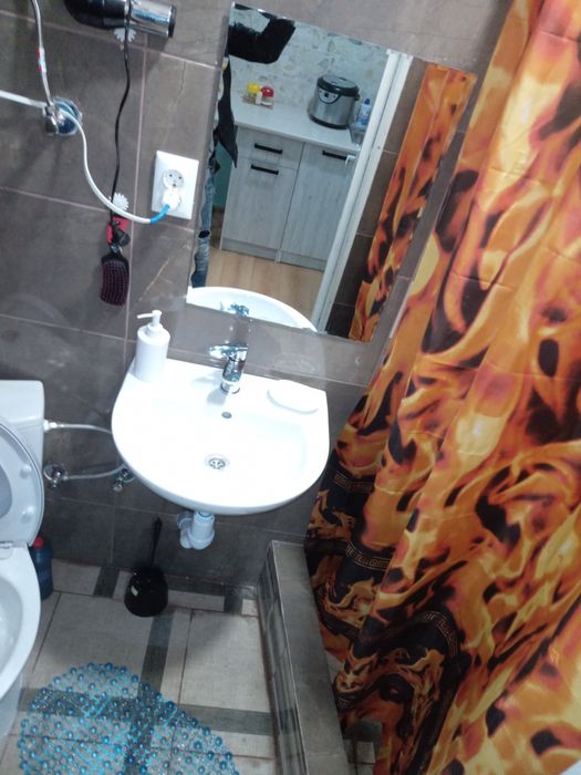 Кв жд вокзал 550 грн.Військовим та постійним клієнтам по 500