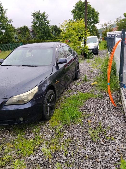 Sprzedam BMW E60.Anglik zarejestrowany.rok 2006.dizel2l