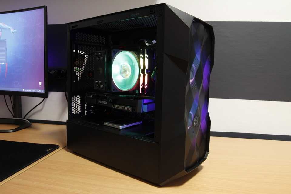 Usługa montażu PC do gier i streamowania