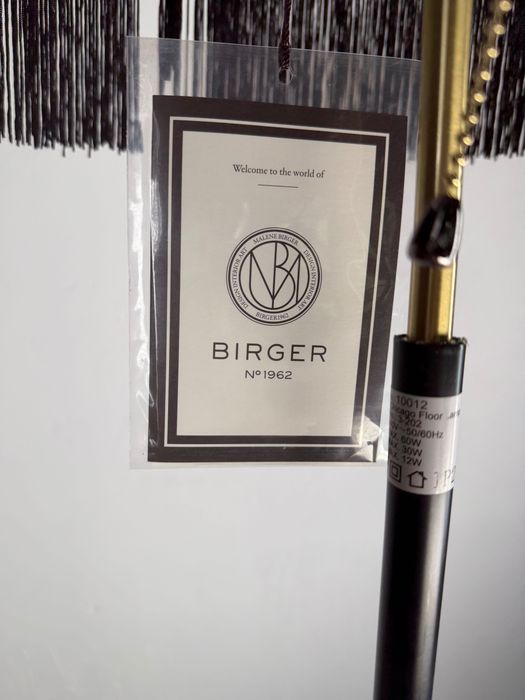 Malene Birger dla Birger1962 – Chicago Floor Lamp | Designerska lampa podłogowa z marmurową podstawą