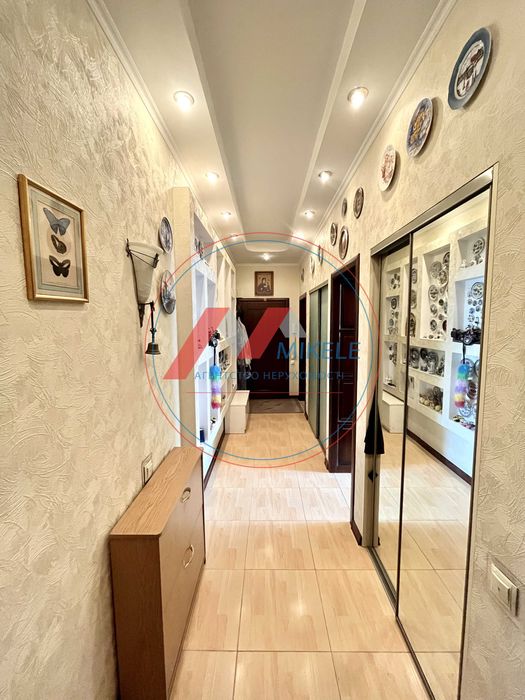 Без% Продаж 3к 70м2 з ремонтом Сталінка 3 пов Лондонська (Пітерська) Єреванська Солом'янка