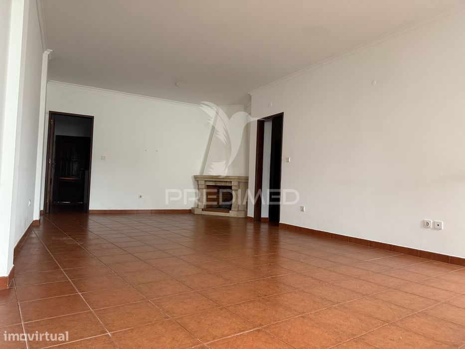 Apartamento T2 no centro de Almograve – Para Venda — São Teotónio, Beja