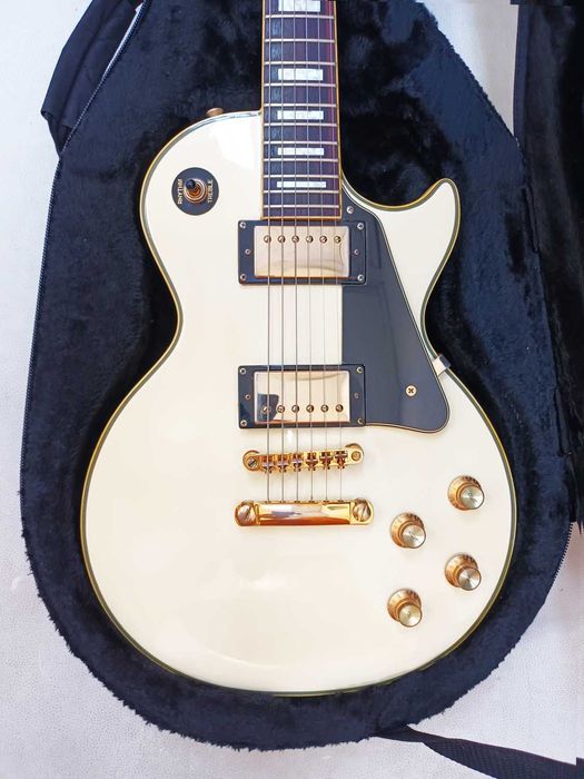 Epiphone Les Paul Custom - Alpine White - c/ estojo Gator