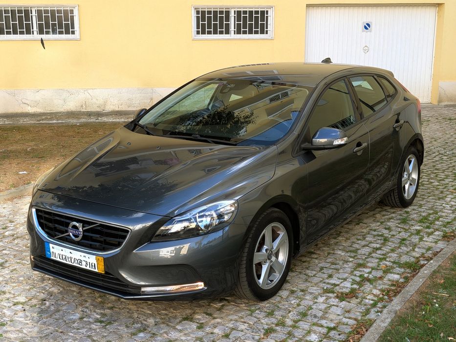 Volvo V40 1.6 115cv foto 2
