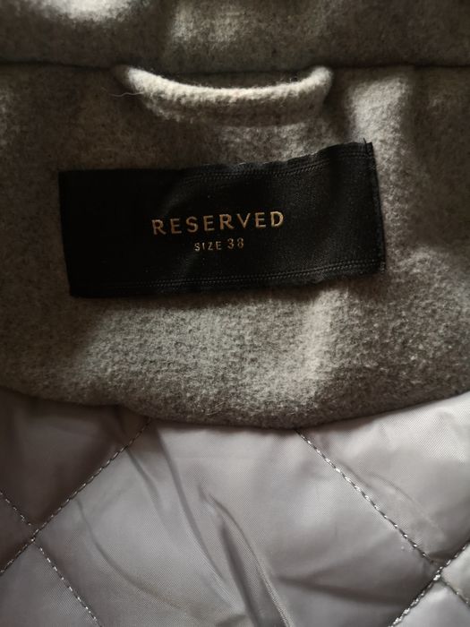 Plaszcz szary Reserved