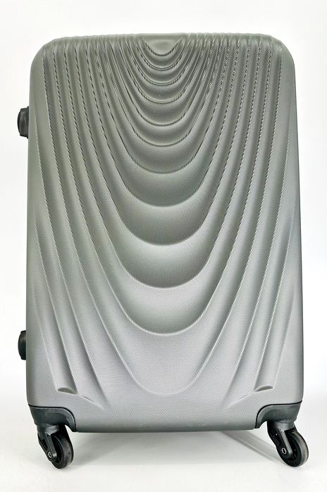 Nowa średnia walizka podróżna - wysyłka Olx