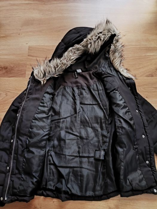 Czarna kurtka zimowa H&M 36