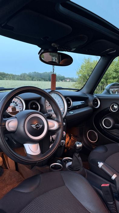 Mini Cooper 1.6