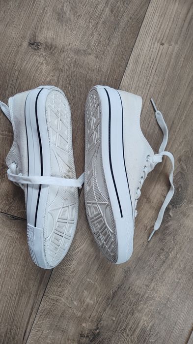 Trampki Sprandi  37, prawie nowe