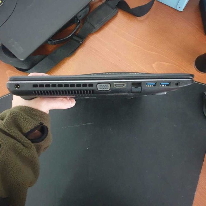 Portátil ASUS K550J