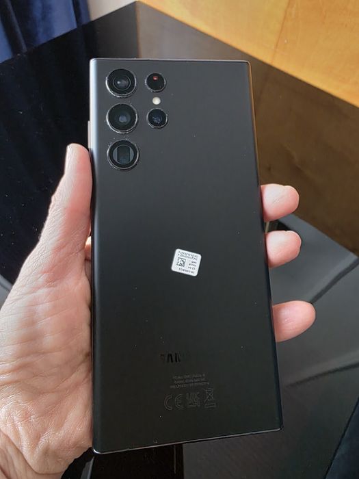 Samsung Galaxy S 22 ultra+ słuchawki gratis