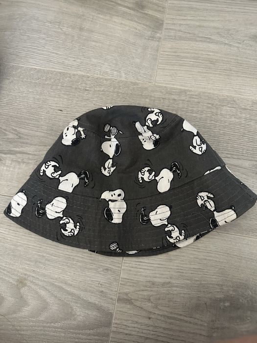 bucket hat snoopy
