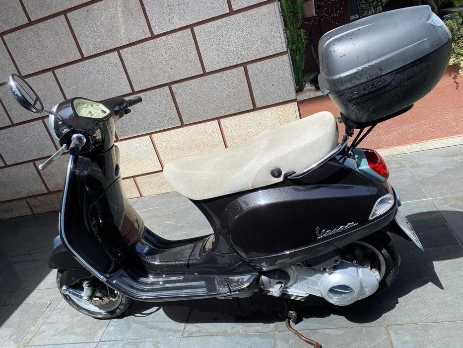 Moto Vespa LX125