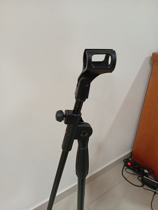 Tripé Normal microfone usado