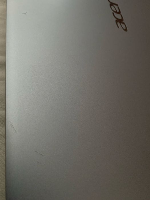 Portátil Acer Aspire 3 Ryzen 5 3500U