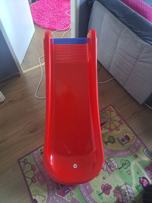 Zjeżdżalnia dla dzieci