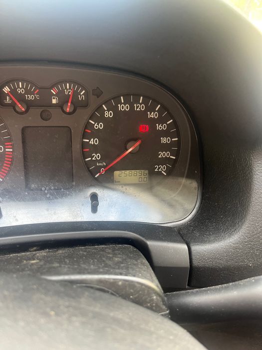 Carro vw polo ano 2000