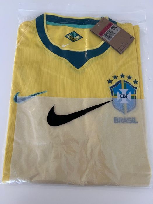 Camisola da seleção do Brasil para adulto