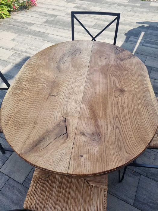 Stól dębowy do jadalni lub salonu