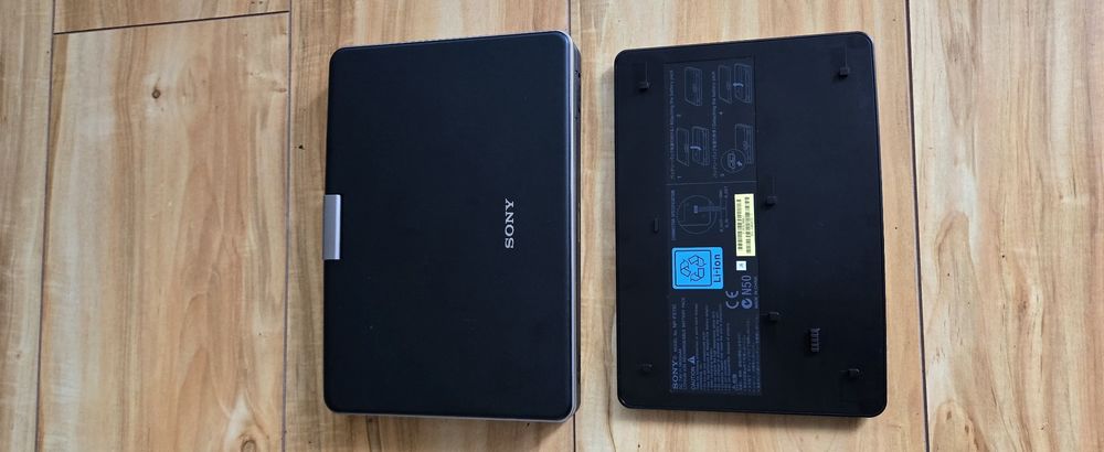 Sony DVP-FX810 DVD Player