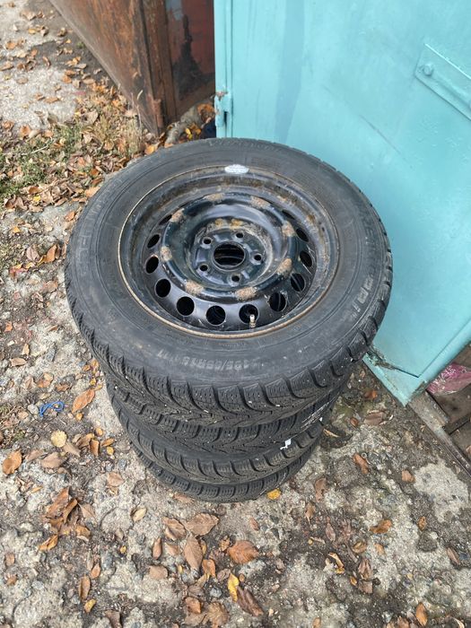 Продам зимові колеса 195/65R15