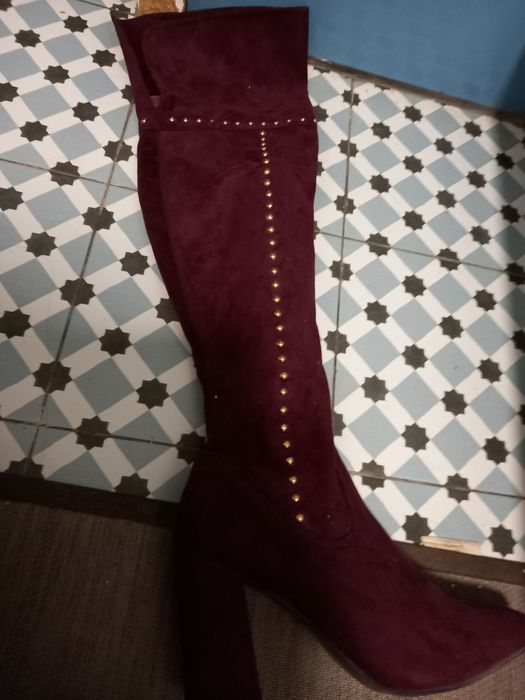 Botas altas bordeaux