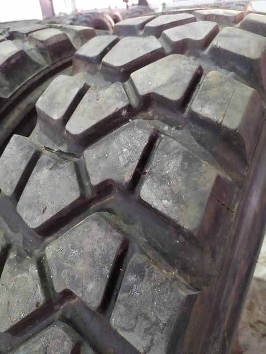 12.5R20 335/80R20 12.5-20 335/80-20 PIRELLI PISTA PS22 PS 22