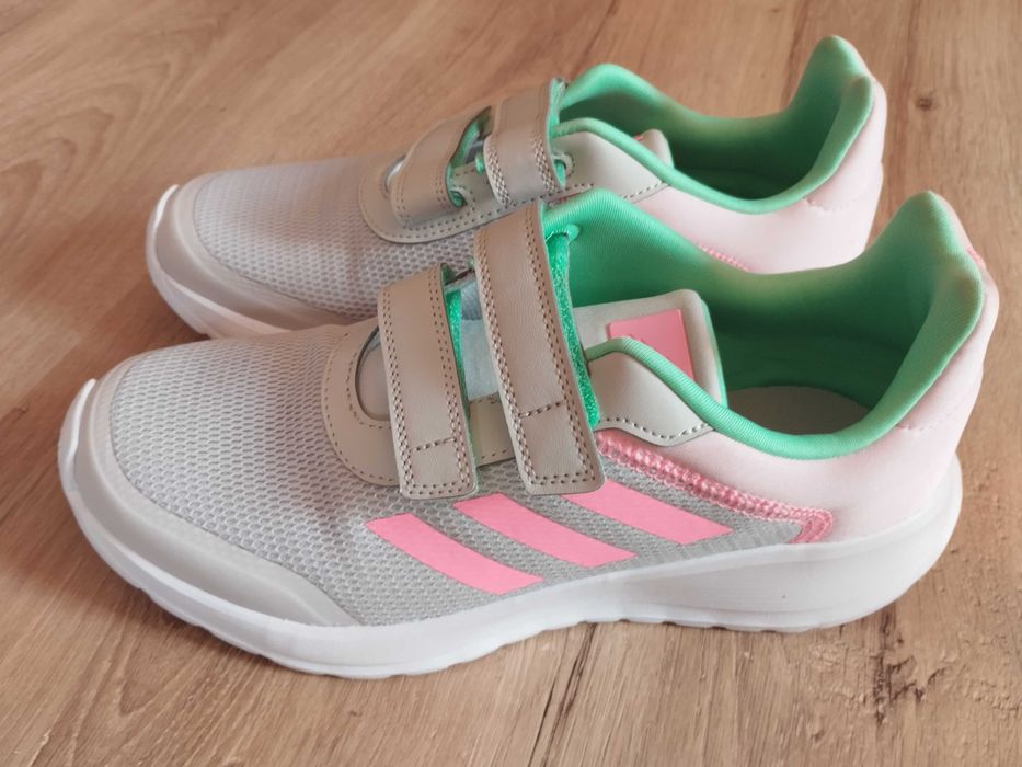 Obuwie sportowe do biegania adidas