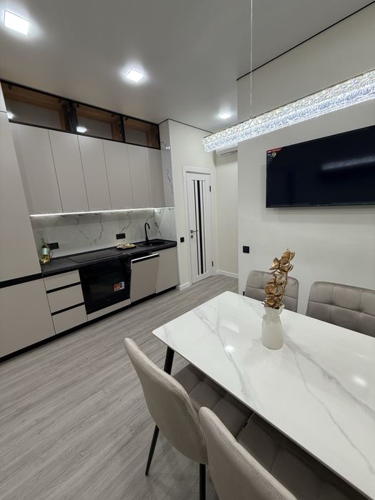 Продам 65 Жемчужина 2 отальные комнаты ул Краснова