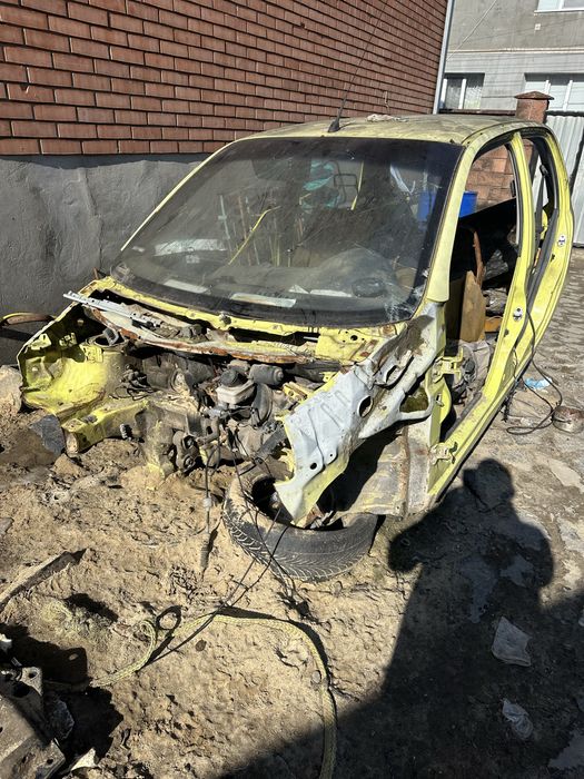 Продам остатки матіза цілим