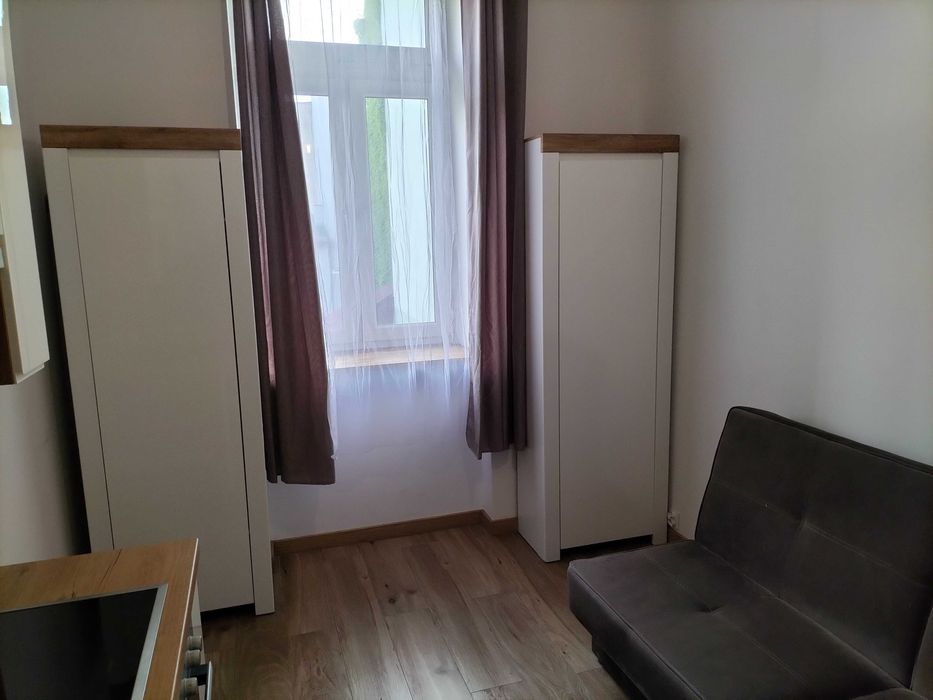 Kawalerka do wynajęcia Dąbrowskiego - Widok 4