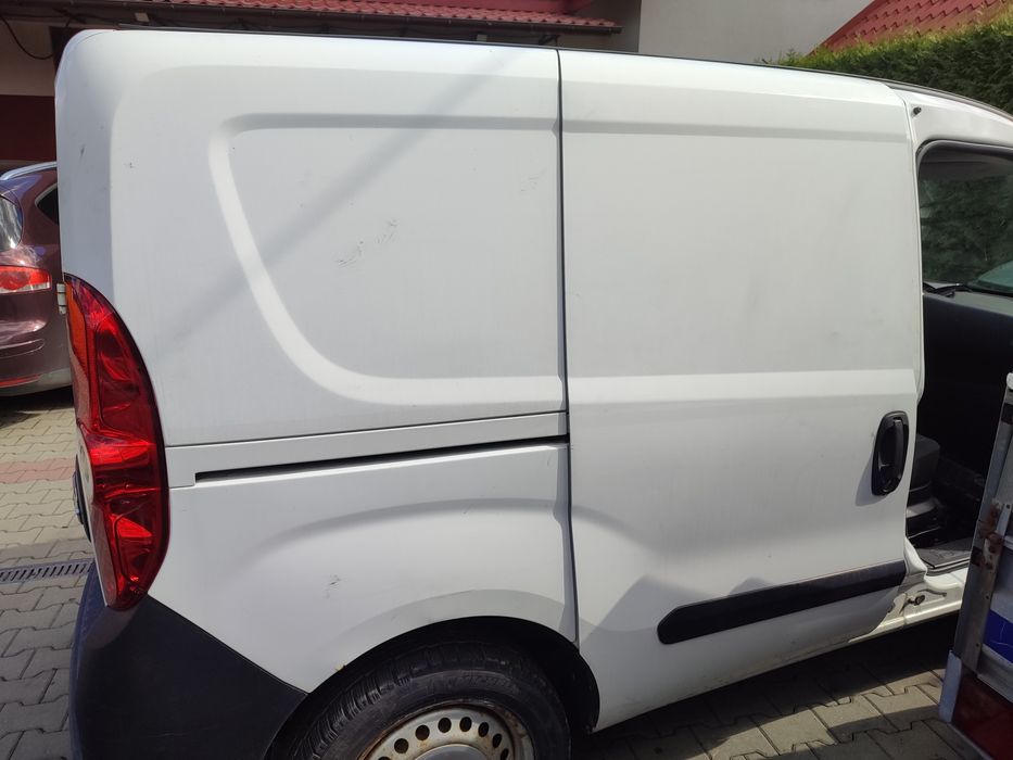 Podłużnica ćwiartka bok Doblo2017combo  błotnik tył pełny max i krótki