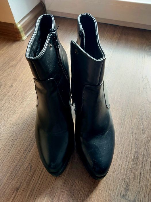 Śliczne buty botki :) Mega! R. 39/40. Polecam !