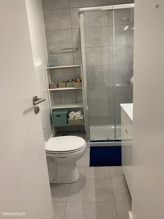 Quarto - localizado em Bairro Alto Lisbon