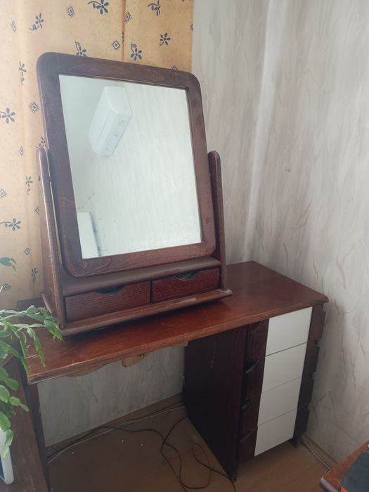 Zestaw mebli, drewno, za darmo