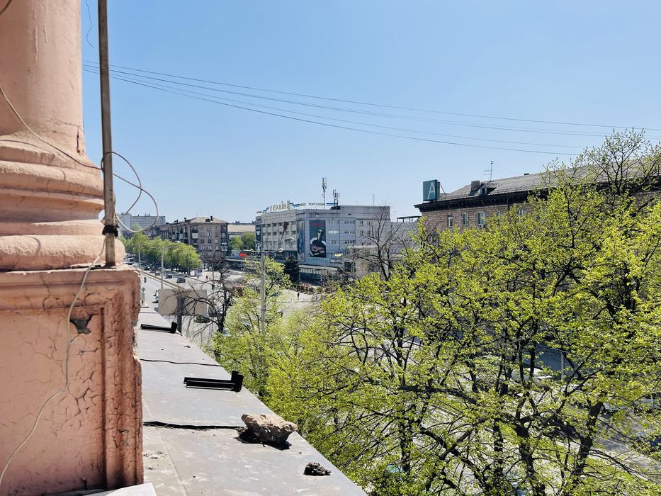 Подобово Посуточно Квартира ЛЮКС тц Украина  просрект Є світло Власник