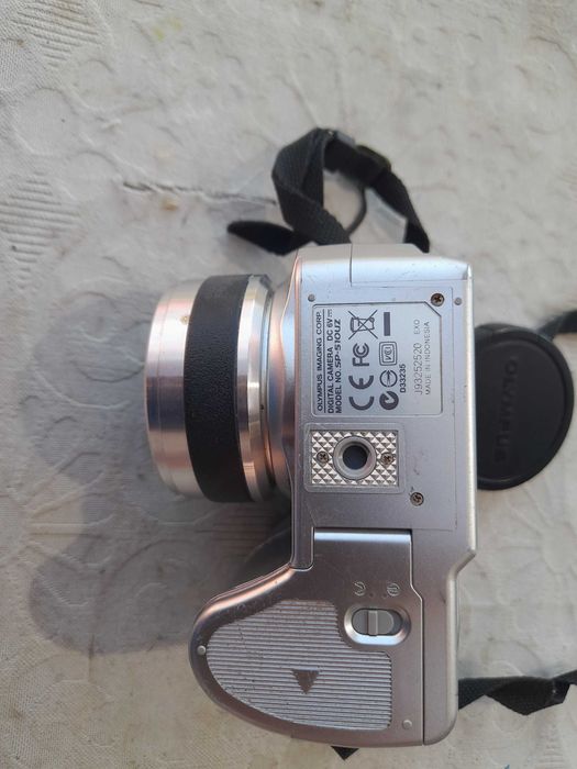 maquina de foto e video olympus em otimo estado.