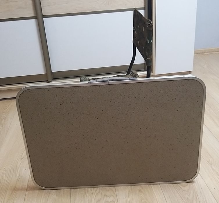 Складаний столик для  пікніка та риболовлі + 4 шт. розкладн. стільців