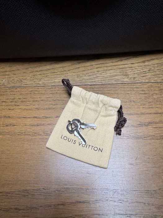 Сумка (портфель) Louis Vuitton (оригінал)