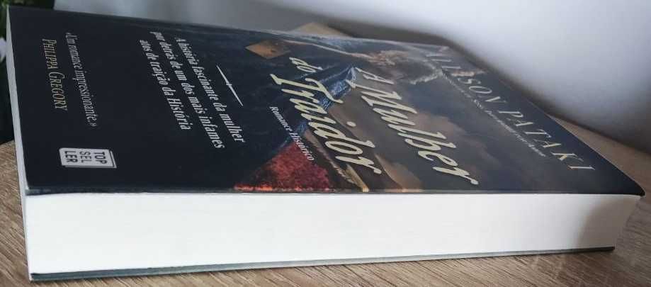 A Mulher do Traidor de Allison Pataki