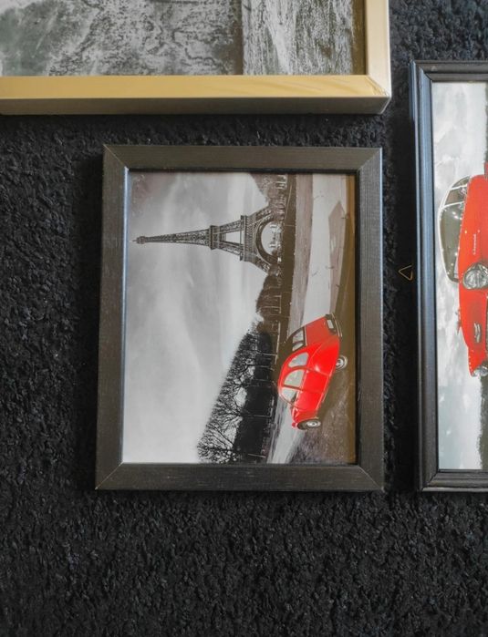 Zestaw trzech obrazów motoryzacja - motocykl i samochody