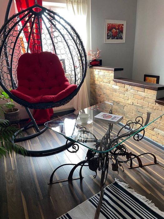 кований стіл ручної роботи