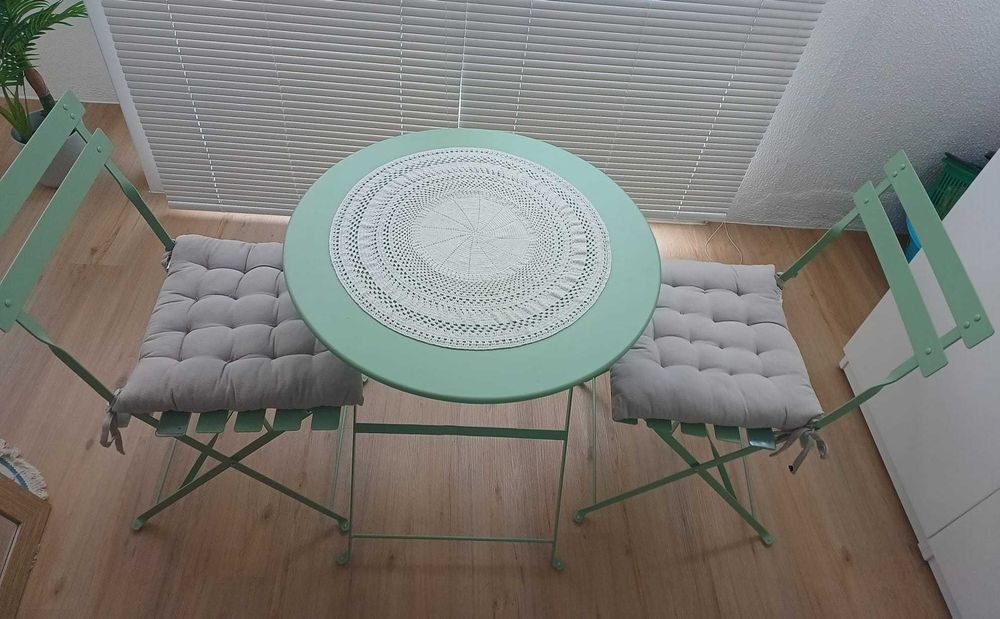 Conjunto 2 Cadeiras e mesa de ferro para tua varanda