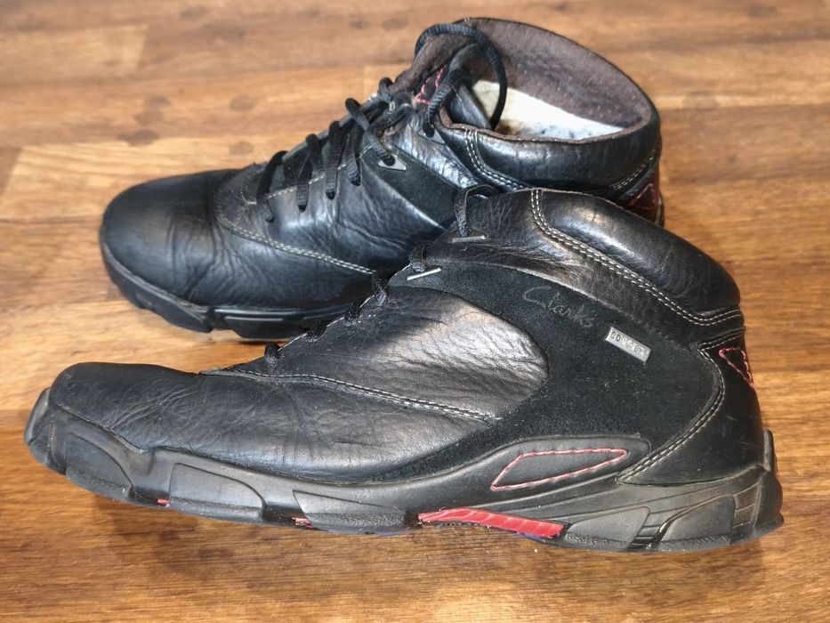 Ботинки демисезонные Clarks 42-43 р