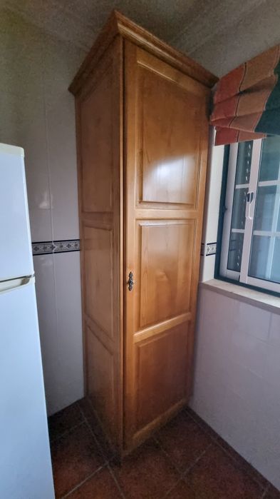 Armário cozinha madeira