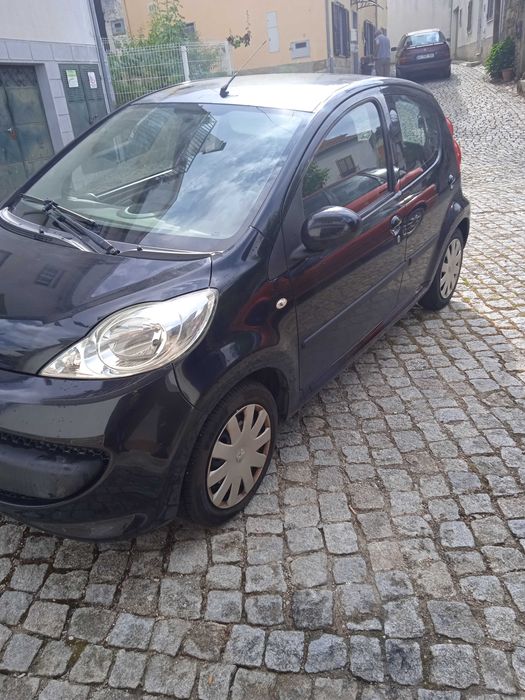 Peugeot 107 1.0 c/A.C - 06 Gasolina Manual 2006.