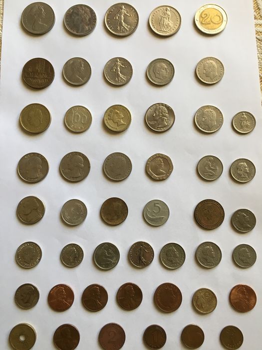 Vendo moedas antigas estrangeiras pela melhor oferta